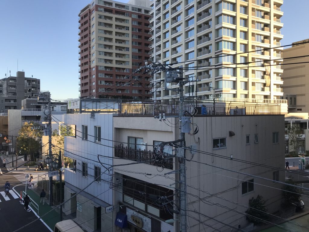 北西から低・高層階